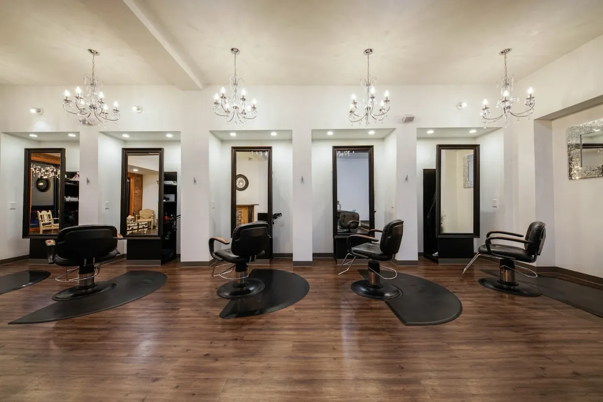 Styling stations at Dockside Salon on Lakeshore Drive in Muskegon, MI